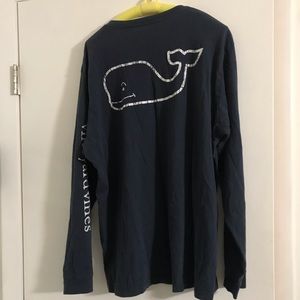 Men’s lg. ViNeYaRd ViNes LOngggg sleeve